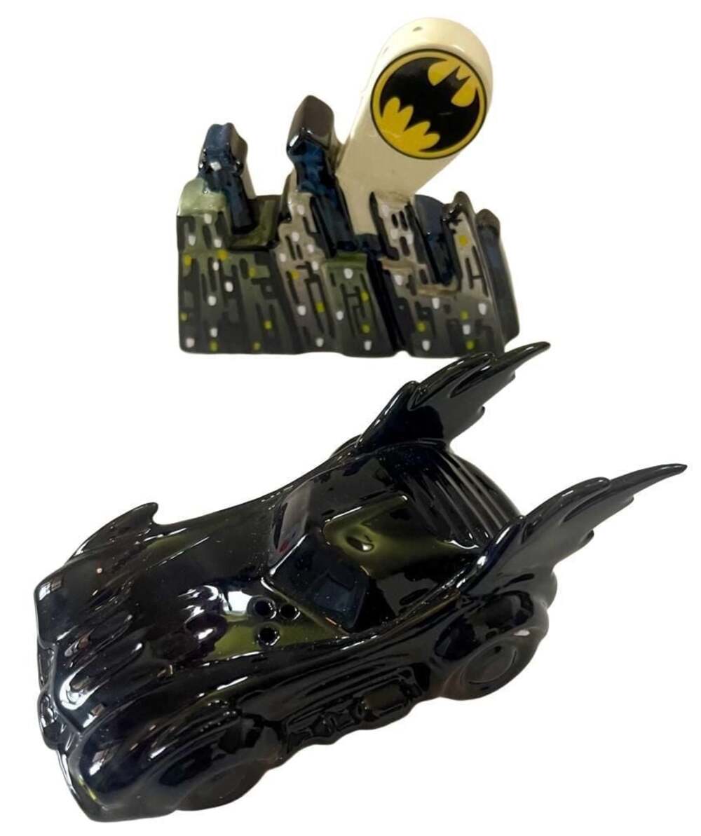 DC Comics Vandor Batman Batmobile and Bat-Signal Ceramic Salt and Pepper Shaker